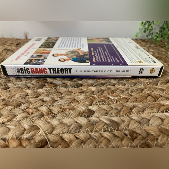 THE BIG BANG THEORY Season 5 DVD Box Set. EUC - Picture 6 of 6